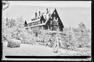 Oberbärenburg im Erzgebirge, Berghotel Friedrichshöhe mit Schnee