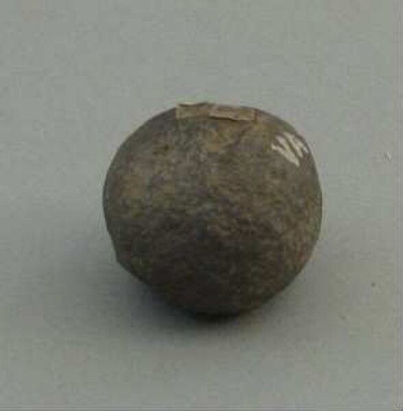 Stone bola