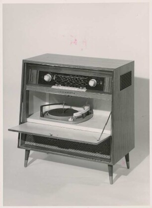 Grundig Stereo-Konzertschrank "SO 101 / 60" von Heinz R. Hübner