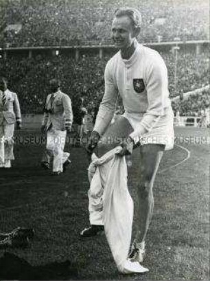 Gerhard Stöck, Olympiasieger im Speerwurf.