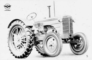 Fotografie: Traktor, Standardtraktor