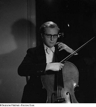 Porträt Clemens Dillner (1925-1995; 1. Konzertmeister Staatskapelle Dresden)