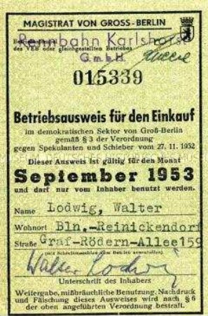 Einkaufsausweis des Magistrats für einen in West-Berlin wohnenden Beschäftigten der Rennbahn Karlshorst (Ost-Berlin)