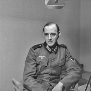 Porträt. Erich Rinkas Bruder Kurt Rinka als Soldat in Wehrmachtsuniform.