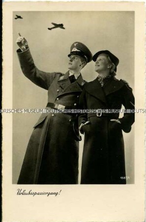 Offizier der Luftwaffe mit einer jungen Frau