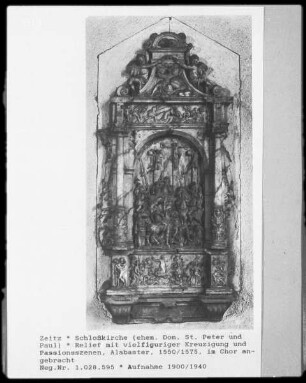 Relief mit vielfiguriger Kreuzigung und Passionsszenen