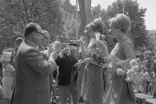 Lindenblütenfest des Bürgervereins der Weststadt mit Wahl der Lindenblütenkönigin.
