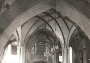 Vilnius. Nikolaikirche (kleine Franziskanerkirche). Innenansicht: Blick in das Gewölbe
