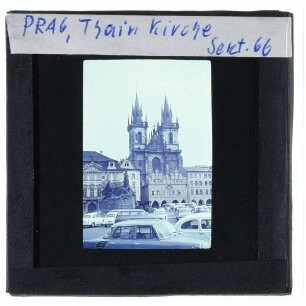 Prag, Jan-Hus-Denkmal,Prag, Teynkirche