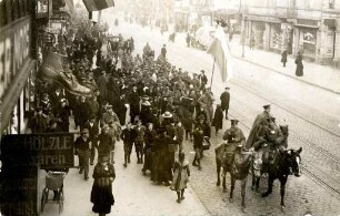 Rückkehr der Leibgrenadiere. Zug durch die Kaiserstraße
