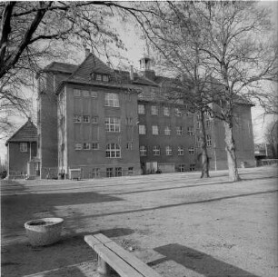 82. Oberschule