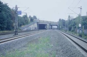 Unterführungder DB, Düsseld.-Köln bei D.-Garath