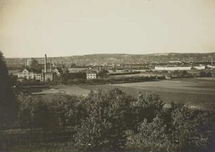 Dresden-Reick. Blick von Dresden-Leubnitz über die Elbaue zu den Loschwitz-Pillnitzer Elbhöhen