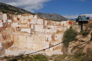 Insel Sardinien - Marmorsteinbruch : Marmorsteinbruch bei Orosei, aufgenommen 2006 auf Sardinien