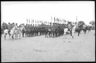 Großenhain. Parade Aufstellung - Husaren-Regiment Nr. 18