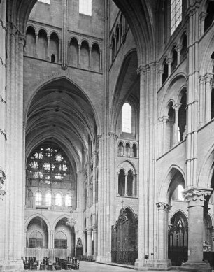 Laon, Kathedrale Notre-Dame, Inneres, nördl. Querhausarm