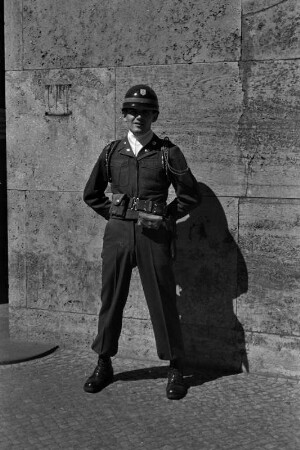 Berlin-Dahlem. Portrait einer Soldatin der US-Army