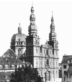Würzburg, Stift Haug
