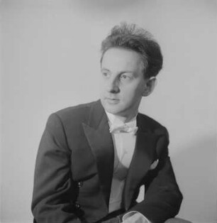 Porträtaufnahmen von Pianist Prof. Dieter Zechlin : Porträt von Dieter Zechlin
