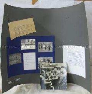 Ausstellungstafel über die Kampfgruppen der Arbeiterklasse