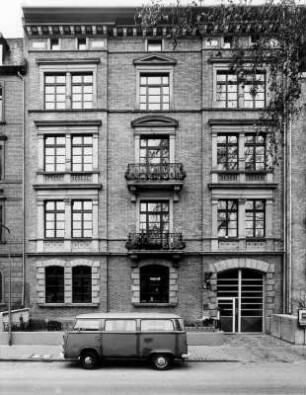 Mietshaus; Frankfurt, Uhlandstraße 21