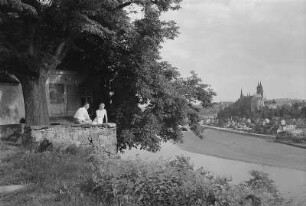 Meißen. Blick über die Elbe zur Albrechtsburg mit Dom