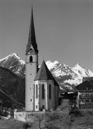 Heiligenblut (Kärnten). Pfarrkirche Heiliger Vinzenz (1271, Erneuerung 1273-1301, Neubau 1386/1430)