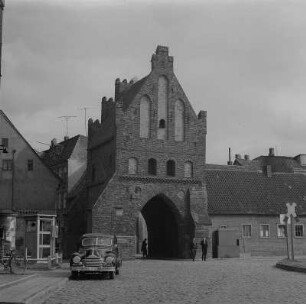Wismar. Wassertor, Hafenseite