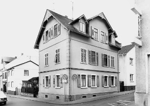 Bad Nauheim, Weinbergstraße 10