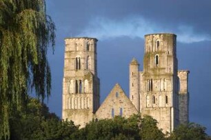 Frankreich. Haute Normandie. Seine Maritime. Abbaye de Jumieges. Abtei. 1067 geweiht. Gilt als eine der grossartigsten Ruinen Frankreichs