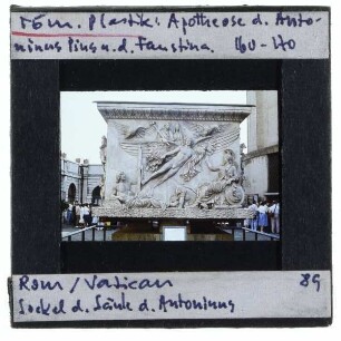 Rom, Antoninus-Pius-Säule : Sockel
