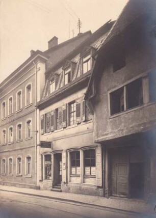 Steinstraße. Wohnhäuser