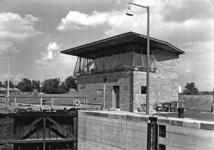 Bau der Staustufe Schweinfurt/Main