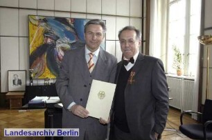 Bundesverdienstkreuz für Dieter Kosslick, Chef der Internationalen Filmfestspiele Berlin, Berliner Rathaus (Mitte)