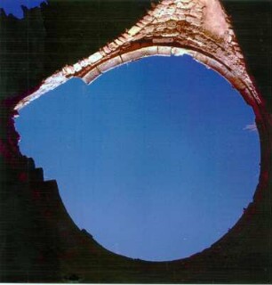 Nessebar (Bulgarien). "Himmelsloch"