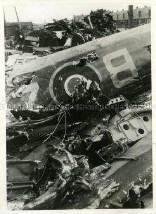 Verschrottete englische Flugzeuge