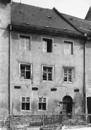 Bautzen, Große Brüdergasse 10. Wohnhaus (1480). Straßenansicht