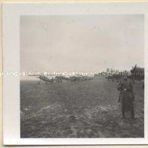 Die Soldaten Adolf Hitlers im Felde, Flughafen Lodz