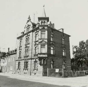 Glauchau, Wohnhaus, Eckansicht