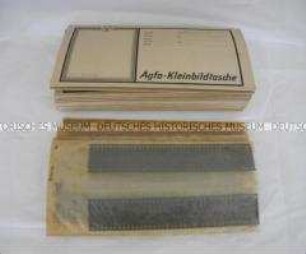 Konvolut Hessen - Erntedankfest, Blumenfest, Kirmes, Karneval 1949, Sängerfest-Ausflug, Schwimmbad, Hochzeit, Richtfest, Krankenhaus, Fußball (15 Agfa-Kleinbildtaschen mit 634 Kleinbildnegativen)