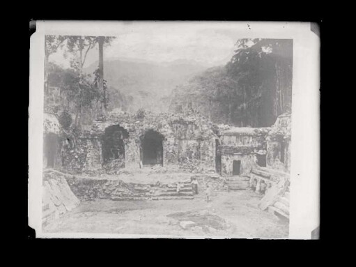 [The Palace, House B. - View from the eastern court] : [Archaeology, Vol. IV., Plate 16]