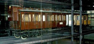 Vierachsiger Abteilwagen 3. Klasse mit Krankenabteil, nach Musterblatt M Ib4, Modell 1:5
