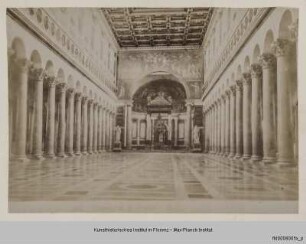 Innenansicht der Kirche San Paolo fuori le Mura - Fotografie di Roma
