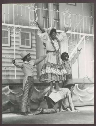 Show Boat (Jerome Kern, Oscar Hammerstein)
