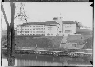 Einweihung des Erzbischöflichen Studienheims St. Fidelis; Gesamtaufnahme des Studienheims St. Fidelis