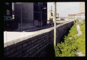 Grenze Zimmerstr. 8.6.75.