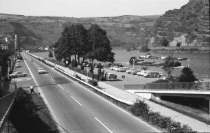 Oberwesel: B 9 und Rhein, Richtung Norden