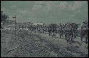 Die 46. Infanteriedivision auf dem Marsch