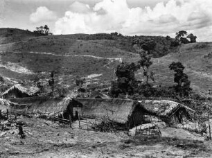 Dorf der Miao (Sammlung Hans Stübel - 2. Forschungsreise durch Hainan 1932)