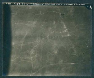 Foto der Stellungen um Bullecourt zwischen Arras und Cambrai (Luftbild)